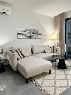 Monique Luxury Apartment - 6