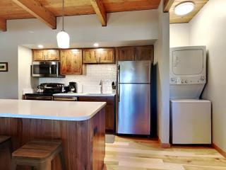 Timberline Condominiums 1 Bedroom Deluxe Unit B1C - 4