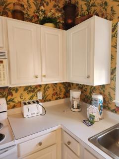 Cozy 2 BR Getaway and Peaceful Patio - Myrtle Beach - 2