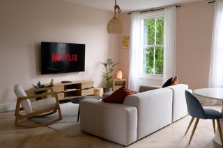 Entire Home - Classic Chelsea Town House Maisonette - Londra - 0