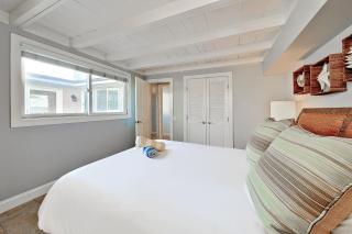 Tommy Bahama Beach Rd I - Dana Point - 6