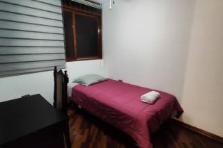 Casa de 4 pisos cerca a embajada de USA y centros comerciales - 1