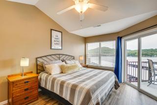 'Lake It Easy' Waterfront Ozarks Condo w/ Balcony! - 4