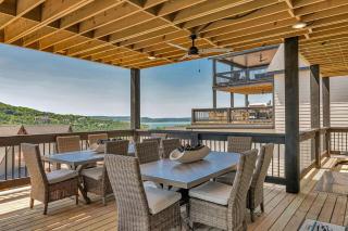 Private Pool- Fitness Room- Golf Cart- Arcades- Expansive Decks- Elevator! Golf Car too! - 9