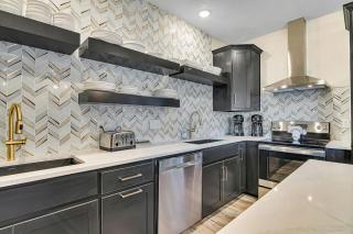 Private Pool- Fitness Room- Golf Cart- Arcades- Expansive Decks- Elevator! Golf Car too! - Hollister - 1