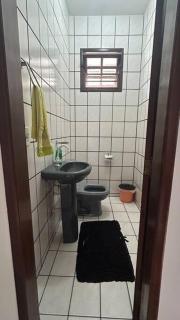 Casa próxima da praia e do centro em Guriri - São Mateus - 4