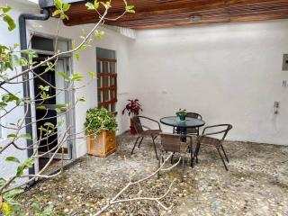 Cozy mini apartment in La Floresta - Quito - 9