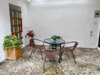 Cozy mini apartment in La Floresta - Quito - 7