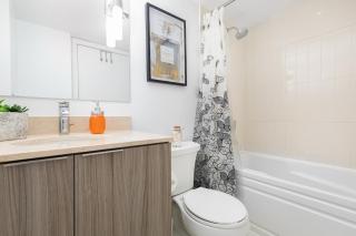 Modern Micro Studio in Heart of Downtown - 8