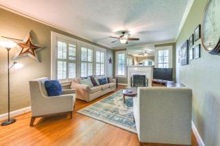 Fire Pit, Large Yard Midtown Columbus Bungalow! - Columbus - 8
