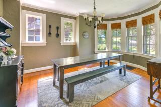 Fire Pit, Large Yard Midtown Columbus Bungalow! - Columbus - 6