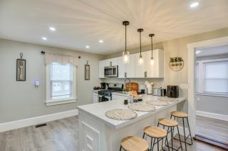 Sharon Home Less Than 8 Mi to Gillette Stadium! - 5