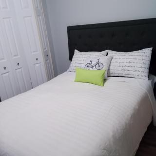 The Basement by the side door guest house - 1