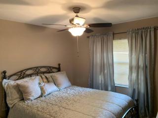 Home Away From Home! Minutes to Universal & Disney - 2