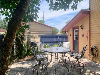 Cozy Bungalow - Winter Haven - 0