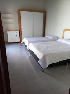 Casa amplia y bien ubicada - 2