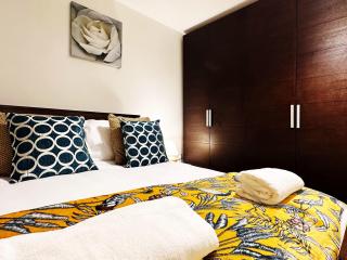 Jasmine's 2 bedroom apartment near Brunel University and Heathrow - 6