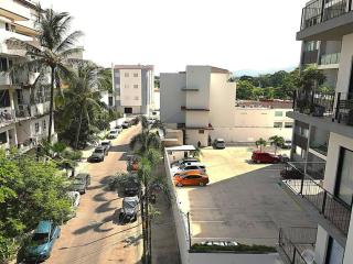 Great Location Great Amenities Sleeps 6, Roma #302 - Puerto Vallarta - 4