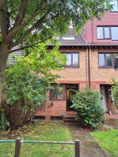 Spacious and Elegant Guest House with En-Suites available in Canary Wharf - Londra - 0