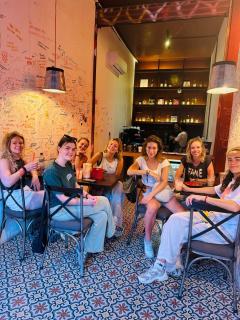 Macarena Hostel - Flores - 7