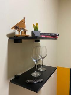 Suite 06 - 5