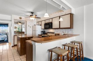 4 Bds- Beachfront Balcony- Near Barefoot- Pool - Myrtle Beach - 4