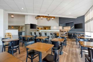 Best Western PLUS Revere Inn & Suites - Paradise - 5