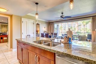 KBM Resorts FREE CAR Honua Kai Hokulani Ocean View 2Bedroom Condo HKH-240 Ocean Views Steps to Beach - Kaanapali - 4