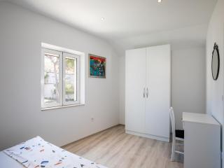 Apartments Katarina - Two-Bedroom Apartment 4 Adults - Izme u Ribnjaka Street no 1 - #1 - Dubrovnik - 2