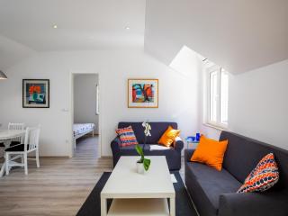 Apartments Katarina - Two-Bedroom Apartment 4 Adults - Izme u Ribnjaka Street no 1 - #1 - Dubrovnik - 0