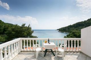 Apartmetns Franka Saplunara-One-Bedroom Apartment with Terrace and Sea View No2 - Saplunara - 8