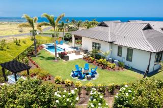 BLUE SERENITY Luxurious home in private community with Heated Private Pool Spa Detached Ohana Suite - Waimea - 0
