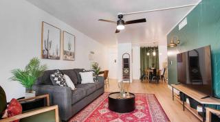 Heated Pool & Hot Tub-walk To Old Town Condo! - Scottsdale - 0