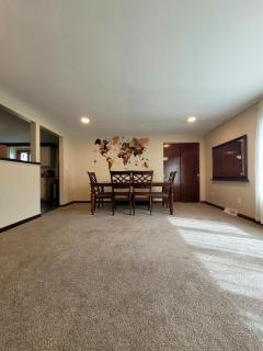 Spacious Buffalo Home Near Niagara Fall, Bills Stadium, Buffalo Airport - Depew - 3