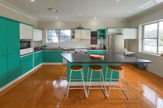 Banyan, 14 Montevideo Parade - Spacious pet friendly property with air con and WiFi - Nelson Bay - 2