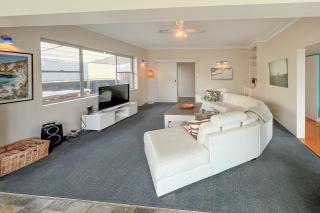 Banyan, 14 Montevideo Parade - Spacious pet friendly property with air con and WiFi - Nelson Bay - 7
