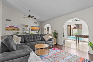 Relaxing 5br W Heated Pool, Billiards & Foosball - Glendale - 7