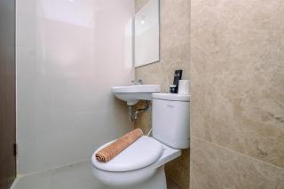Cozy and Simply Look Studio Room at Transpark Cibubur Apartment By Travelio - Depok - 3