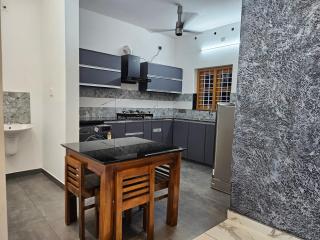 METRO Furnished Apartments - Alleppey - 9
