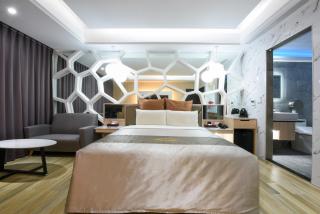 ZJ Motel - Hsinchu City - 3