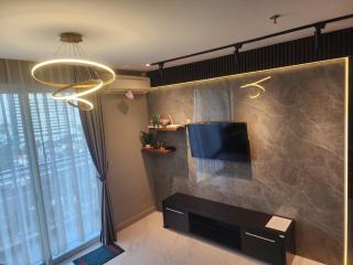 2 BR Apartment Grand Jati Junction Medan view City 12th Floor - Medan - 9
