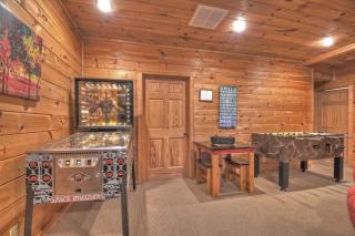 Blue Ridge Bliss - Hot tub lush views and games - Morganton - 6
