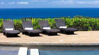 PACIFIC VISTA RETREAT Stunning 5BR Home Overlooking Ocean Privacy and Pool - Kailua-Kona - 4