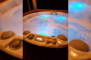 Adore the Smores Rustic mountain charm outdoor spaces and a cozy hot tub - Blue Ridge - 6