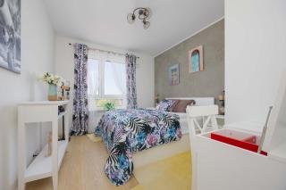 Exceptional Apartment in Warsaw with Parking by Noclegi Renters - 9
