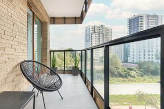 Nowa Letnica Apartment with Balcony & Parking Arena Gdańsk by Noclegi Renters - Danzig - 2