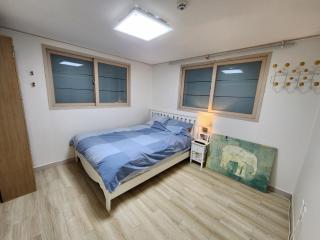 New two room house in station area - Seul - 2