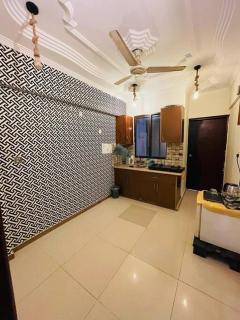 Stay Place Nice & Cozy 2 bedroom Apartment - 2