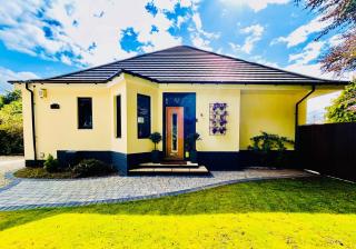 Longbank Luxury Lets - 9