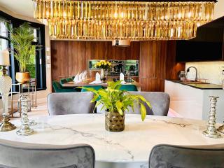 Longbank Luxury Lets - 6